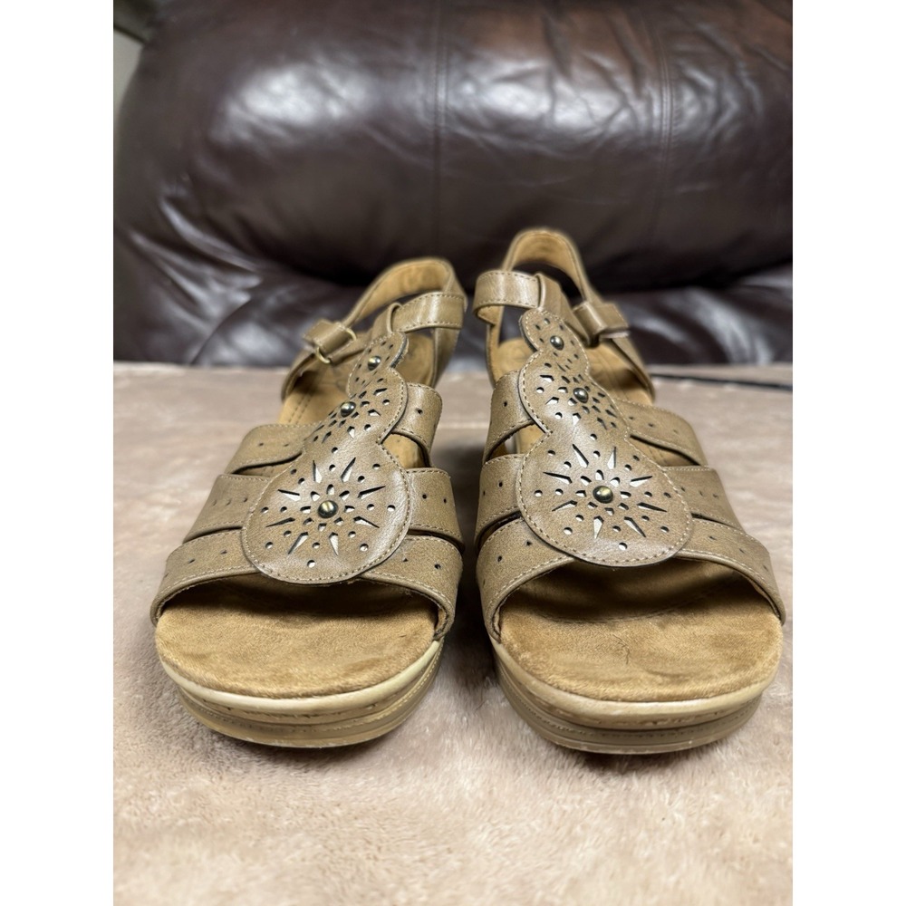 Natural Soul Women's Brown Wedge Strappy Studded Sandals Hook & Loop US 9M